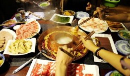 娱乐吃瓜酱火锅是真的吗,揭秘网红美食的真伪之谜