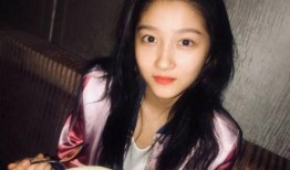 网红写真吃瓜图片大全,揭秘网络红人的时尚与争议